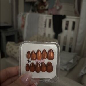 Nail Haven Rust cat eye press on Nails size medium